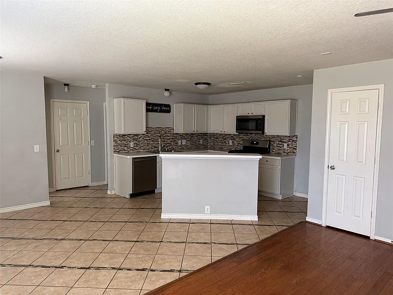20234 Cypresswood Gln — Photo 10