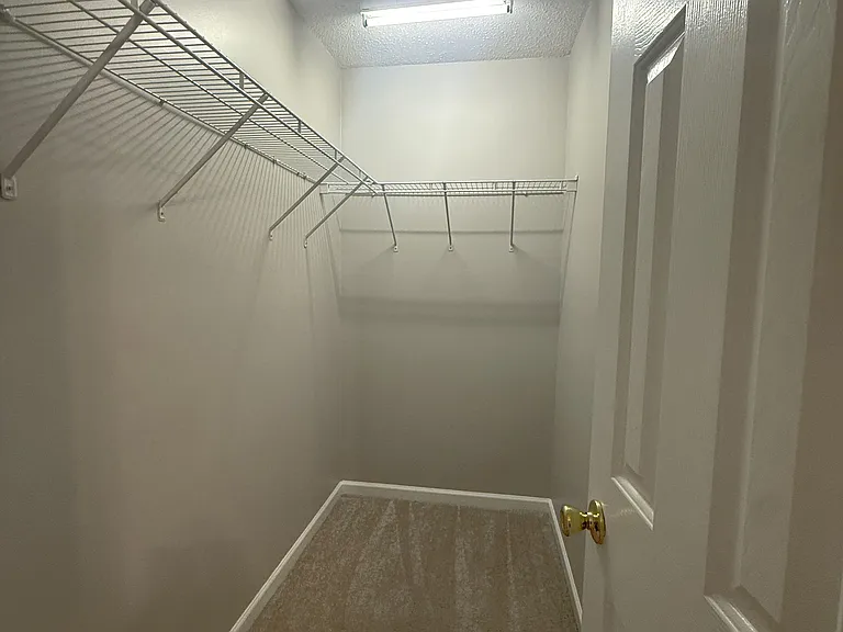 Huge Closets!