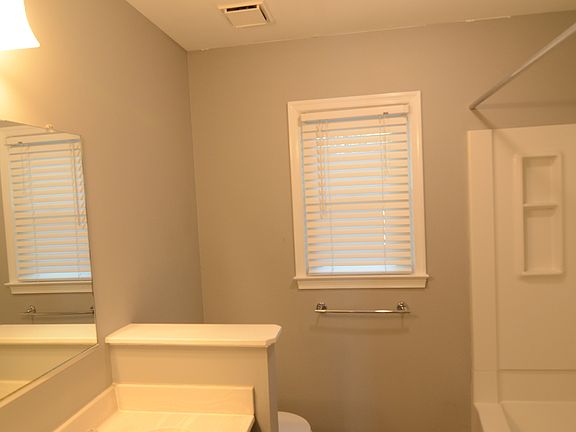 4th image of 4411 Fort McHenry Pkwy