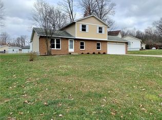 709 Wyndclift Cir, Youngstown, OH 44515