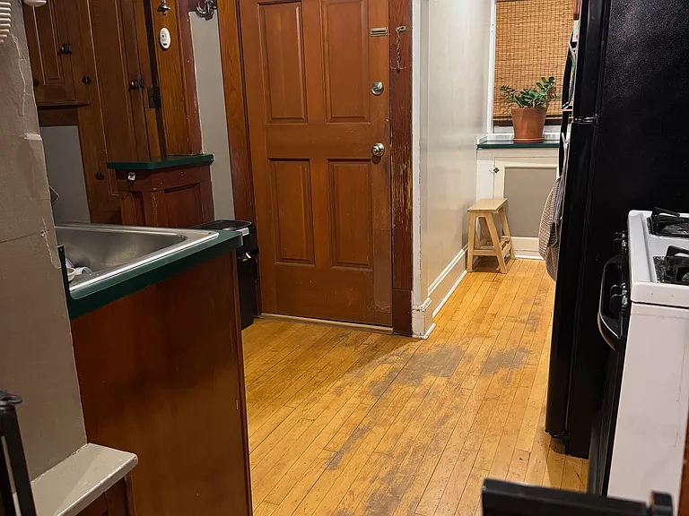 2225 N Hi Mount Blvd — Photo 13