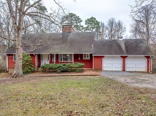 52 Deer Ridge Rd, Norris, TN 37828