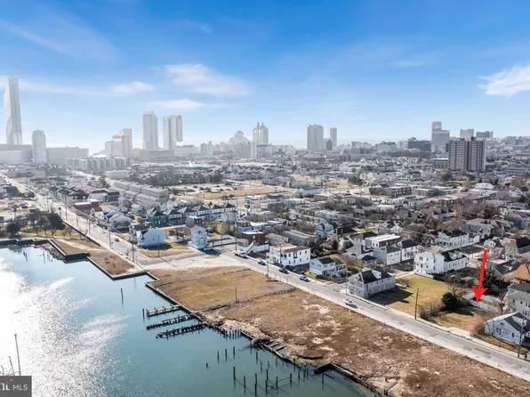 442 N Massachusetts Ave, Atlantic City, NJ 08401