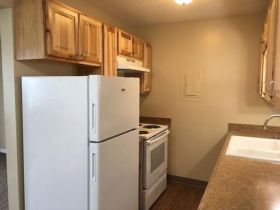 3rd image of 3902 Avenue D APT 2