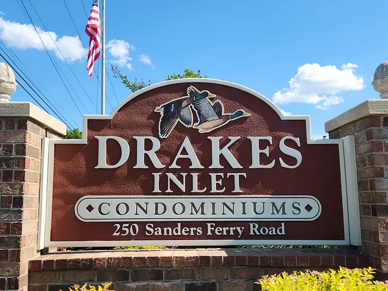 250 Sanders Ferry Rd #49 — Photo 10