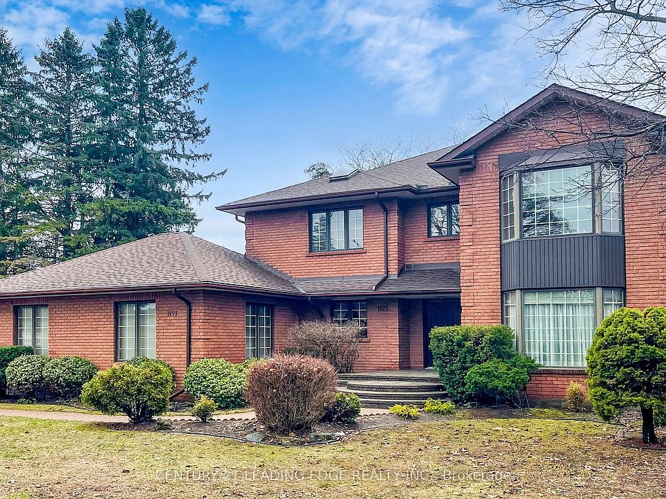 1st image of 1127 Oshawa Blvd N