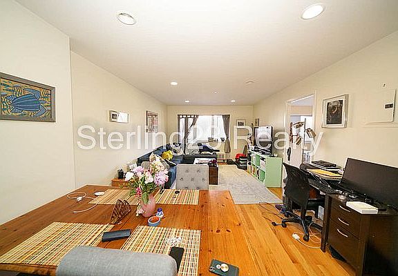 3rd image of 2315 Astoria Blvd APT 5F