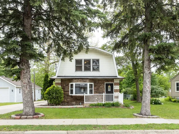 3919 69th St, Urbandale, IA 50322