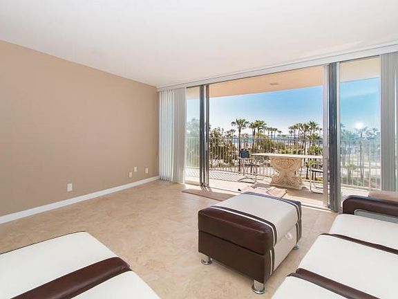 3rd image of 700 E Ocean Blvd Unit 706
