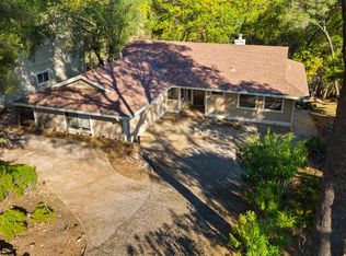 18252 Hummingbird Dr, Penn Valley, CA 95946
