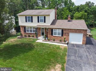 420 W Hanna Dr, Newark, DE 19702