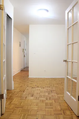 Rented by City & Suburban | media 23