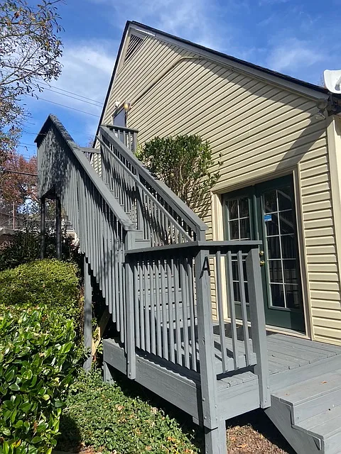 Studio, 600 sqft, $950 — Photo 3
