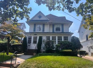 15046 33rd Ave, Flushing, NY 11354