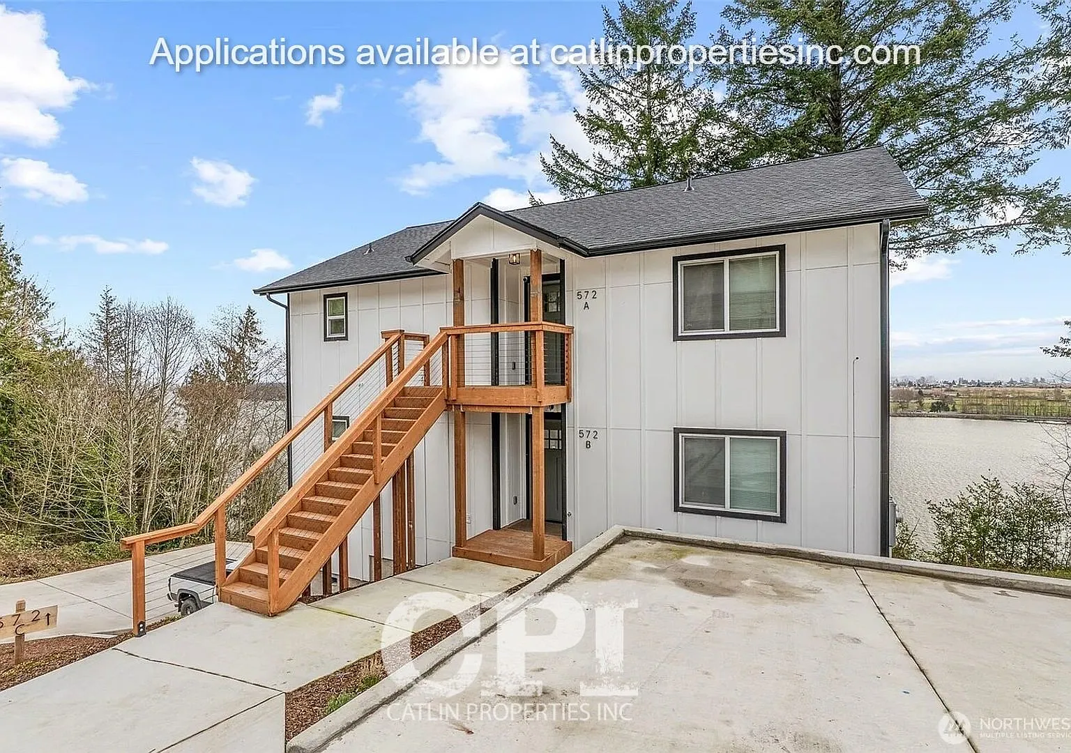 572 Columbia St. #C - Cathlamet, WA — Photo 1