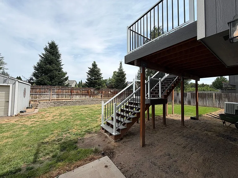 2581 NE Noble Loop — Photo 22