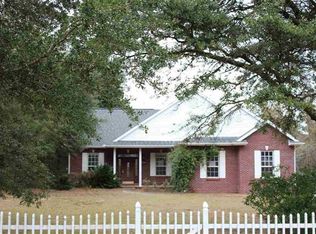 5638 Pond Creek Rd, Milton, FL 32570