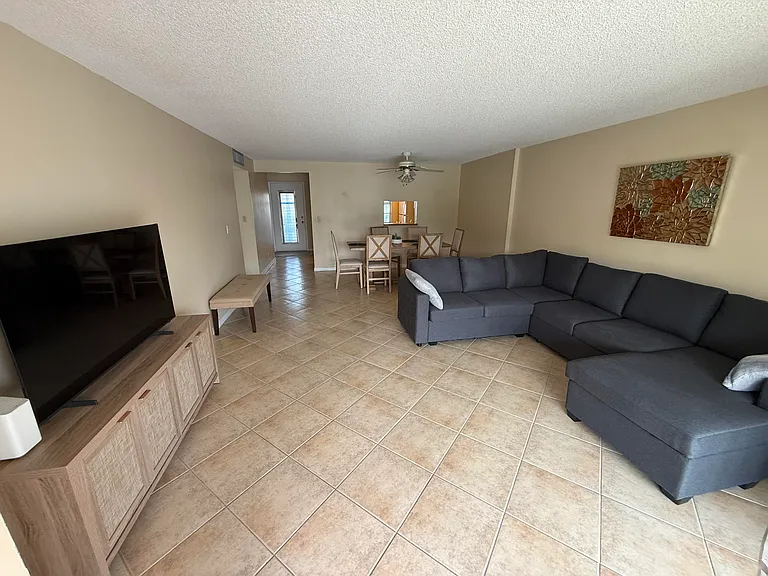 401 SE 3rd St #204 — Photo 18