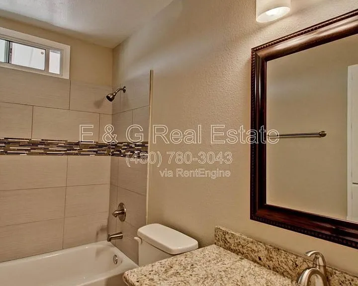 1030 E Manhatton Dr — Photo 14