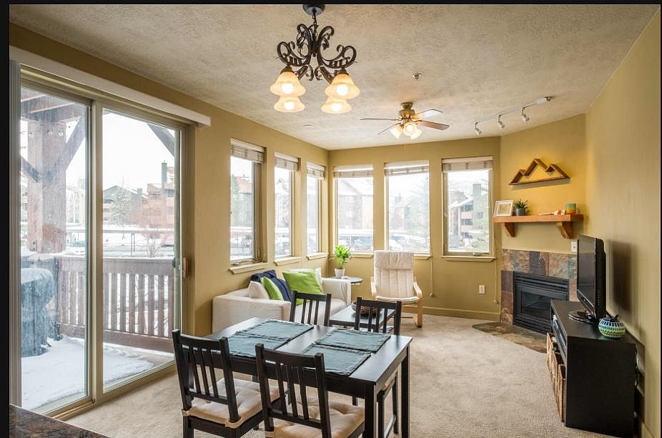 corner unit, lots of light and views.