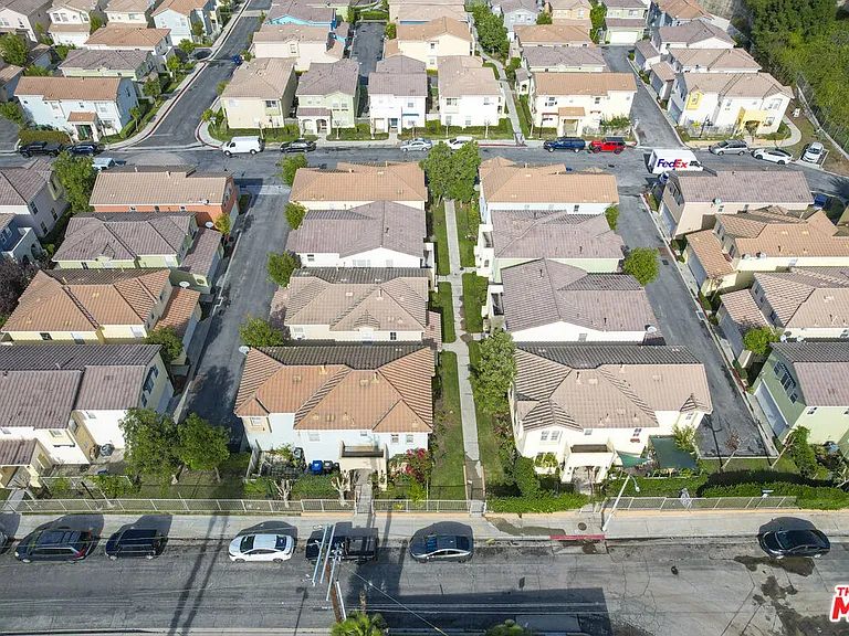 121 Cancion Way #121 — Photo 46