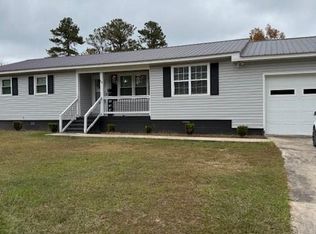 123 Mayview Ln, Sandersville, GA 31082