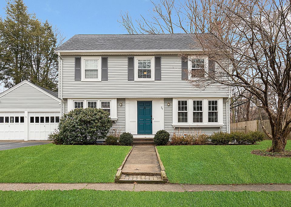 1st image of 27 Don Ave