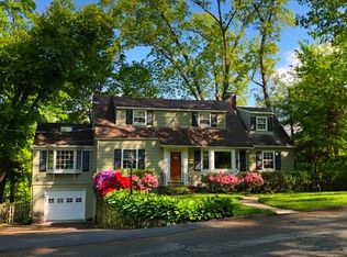 26 Mountainside Dr, Wayne, NJ 07470