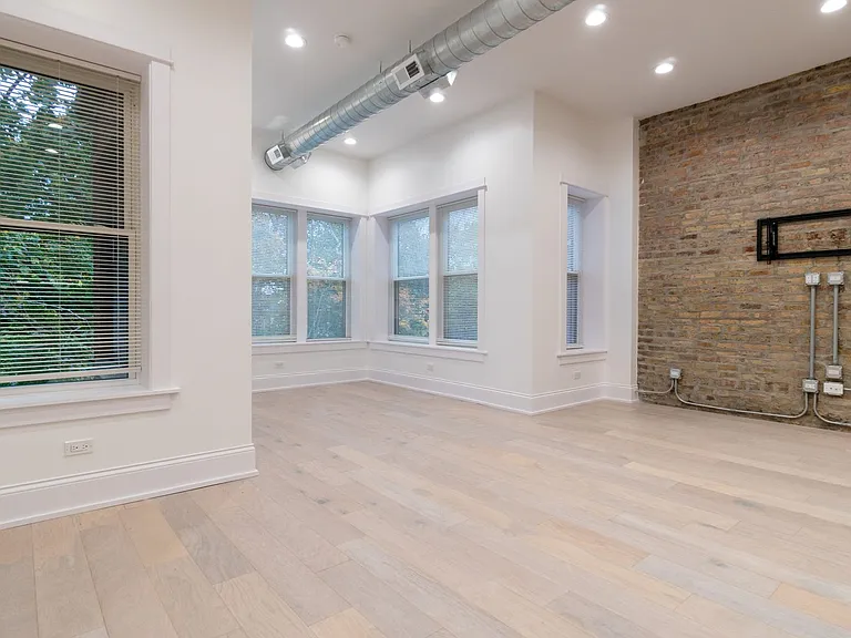 4745 N Beacon St #3S — Photo 22