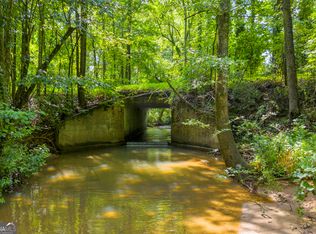 2375 J Warren Rd, Cornelia, GA 30531