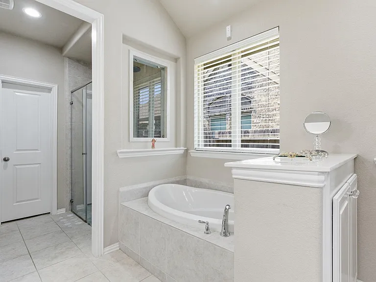 17014 Wellinghoff Ct — Photo 39