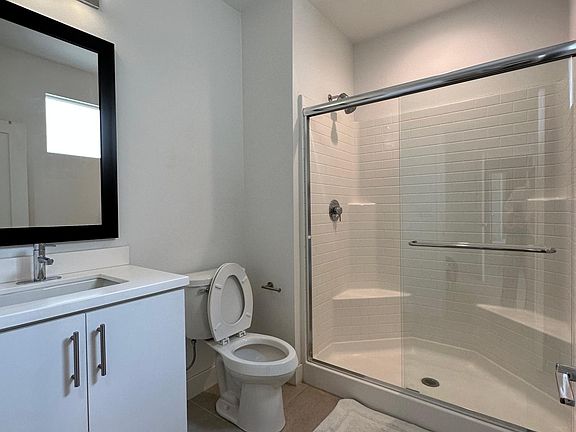 5th image of 118 S Avenue 50