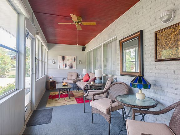 5th image of 3415 Woodmont Dr
