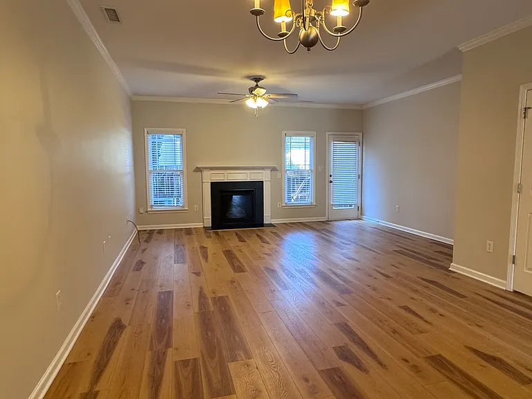 1106 Bungalow Park Dr — Photo 5