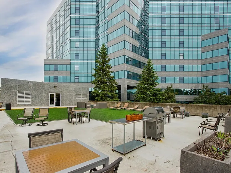 5601 Smetana Dr #306 — Photo 6