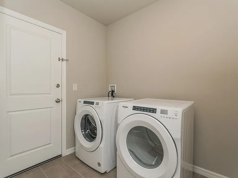 38981 Harlow Rose Dr — Photo 14