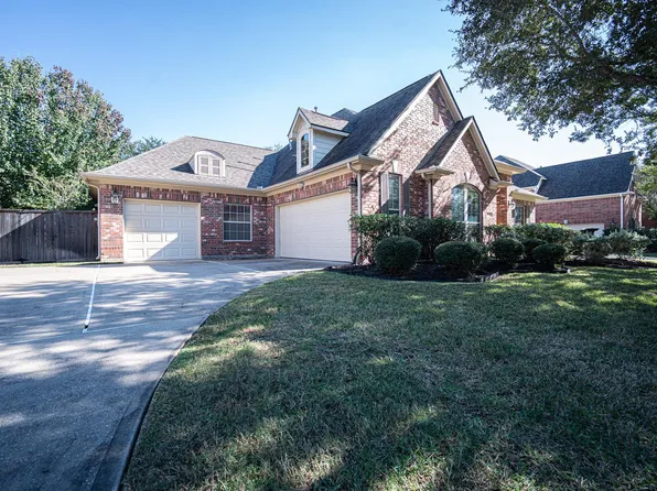 8303 Crescent Knolls Dr, Richmond, TX 77406