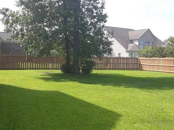 5th image of 421 Brushfield Park Dr