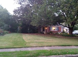 36 Hilltop Rd, Ewing, NJ 08638