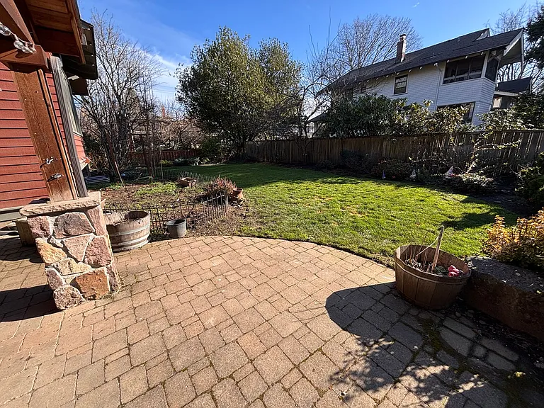 2817 NE 19th Ave — Photo 34