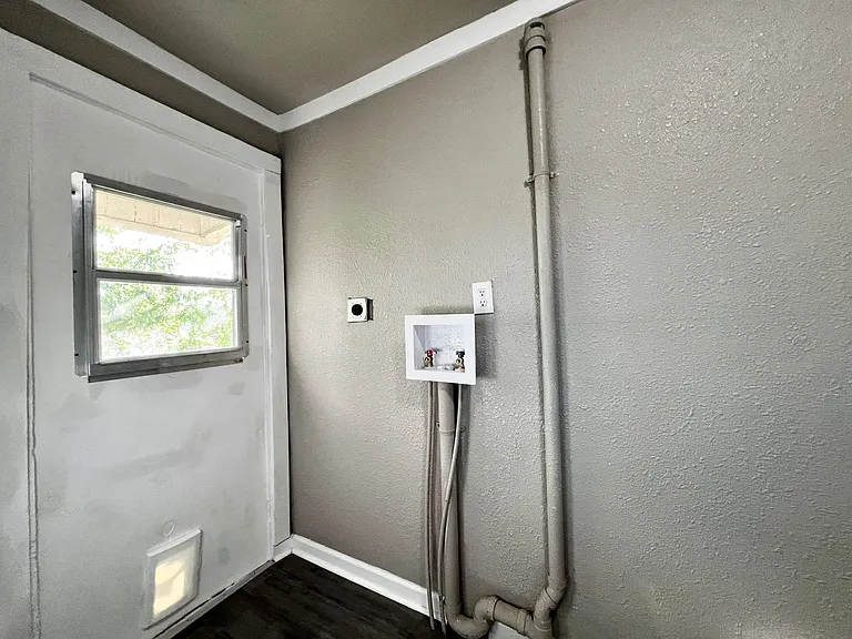 116 Grove St — Photo 15