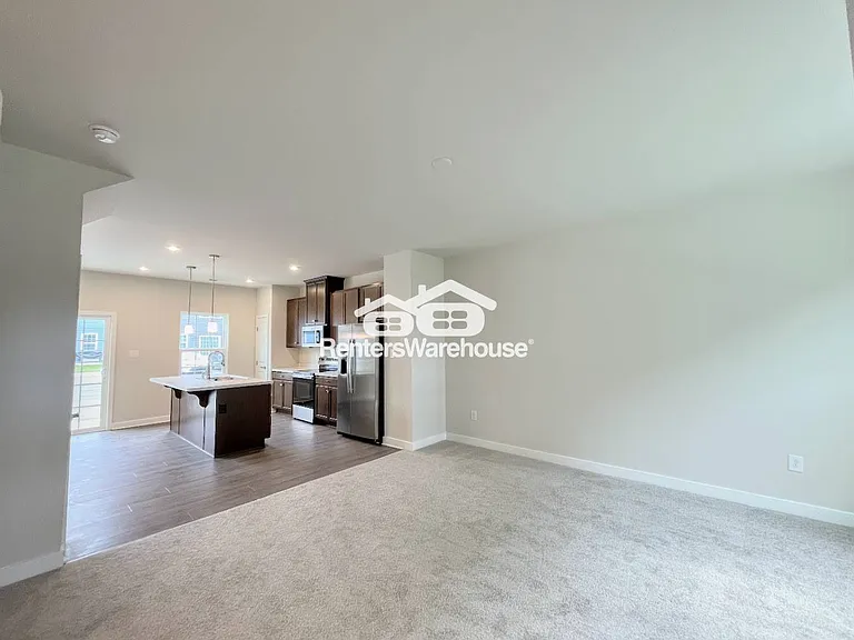 202 Reids Place Dr — Photo 6