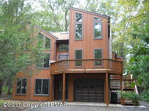 5th image of 105 Burntwood Dr