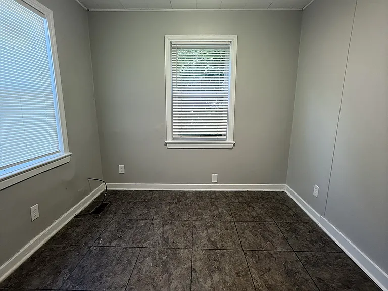 332 Woodward Rd — Photo 5