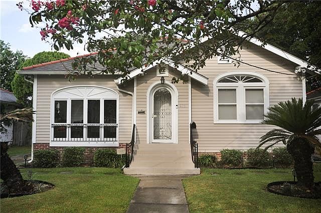 1st image of 4651 Demontluzin St