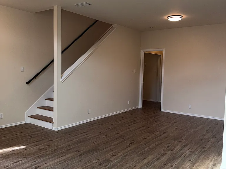2623 Crown Holw — Photo 4