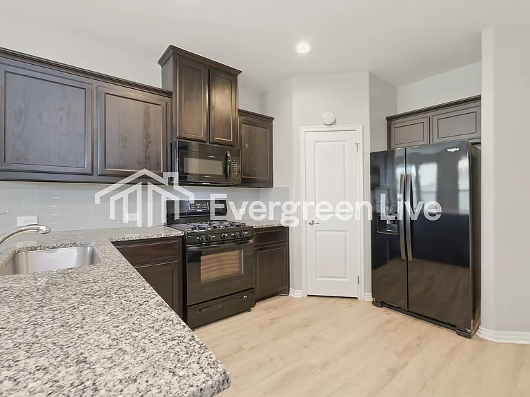 14013 Babbling Brook Dr — Photo 5