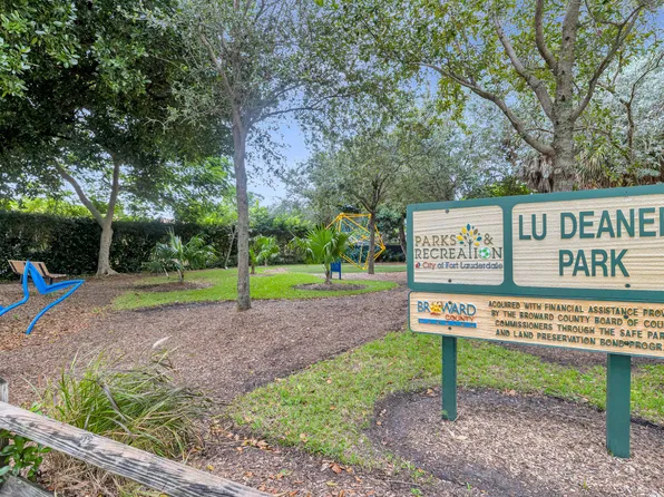 2200 NE 33rd Avenue #9c, Fort Lauderdale, FL 33305
