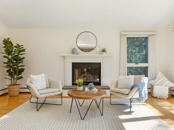 521 High Rock St, Needham, MA 02492