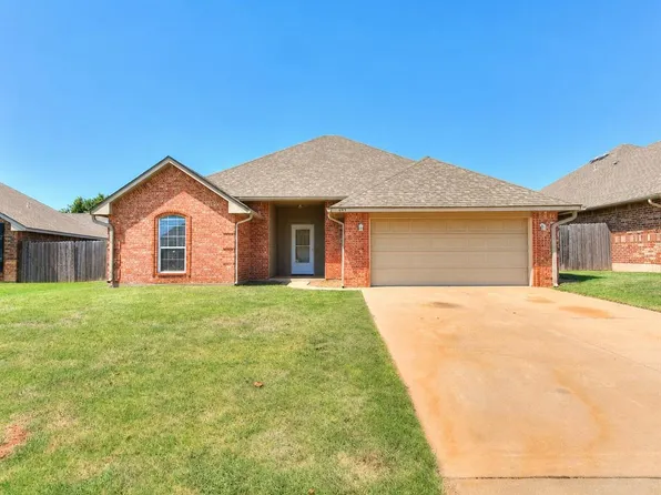 341 E Plantation Ter, Mustang, OK 73064